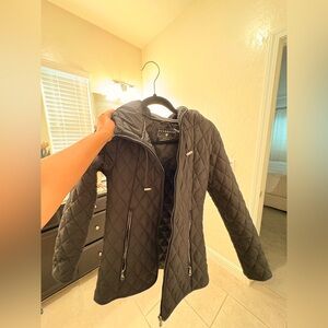 Bernardo Women's Charcoal Quilted Puffer Jacket